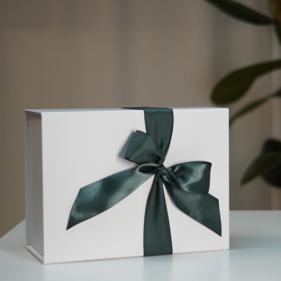 Magnetic Gift Box (Medium)